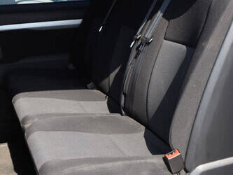 2018-peugeot-expert-1469432-48261501