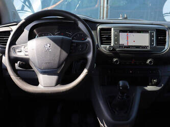 2018-peugeot-expert-1469432-48261503