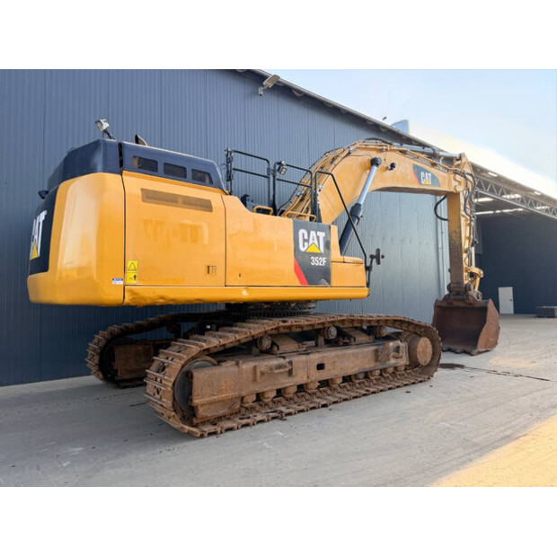 2016 Caterpillar 352F-48262269