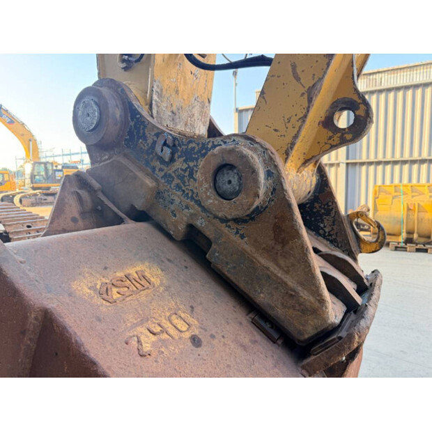 2016 Caterpillar 352F-48262287