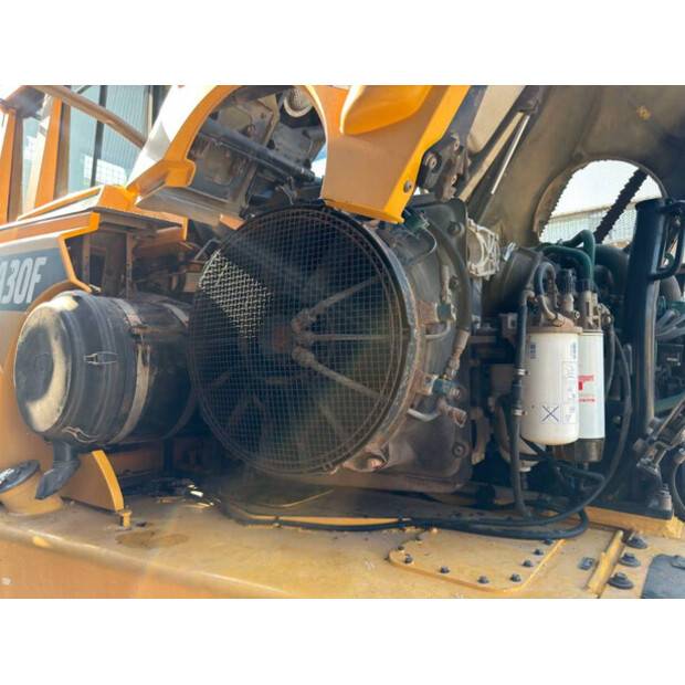 2013 فولفو A30F-48262406