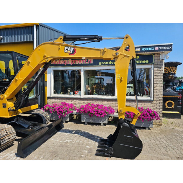 2026 Caterpillar 305.5-48263508