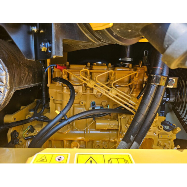 2026 Caterpillar 305.5-48263513
