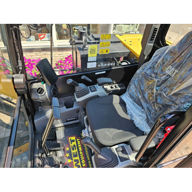 2026 Caterpillar 305.5-48263515