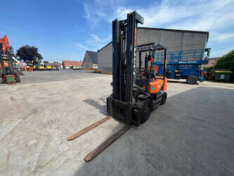2017-doosan-30gx-48263539