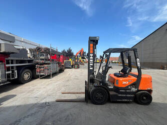 2017-doosan-30gx-48263541