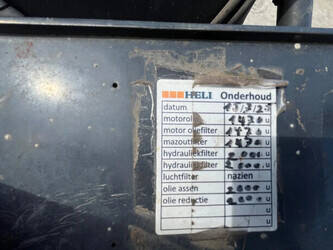 2017-doosan-30gx-48263588