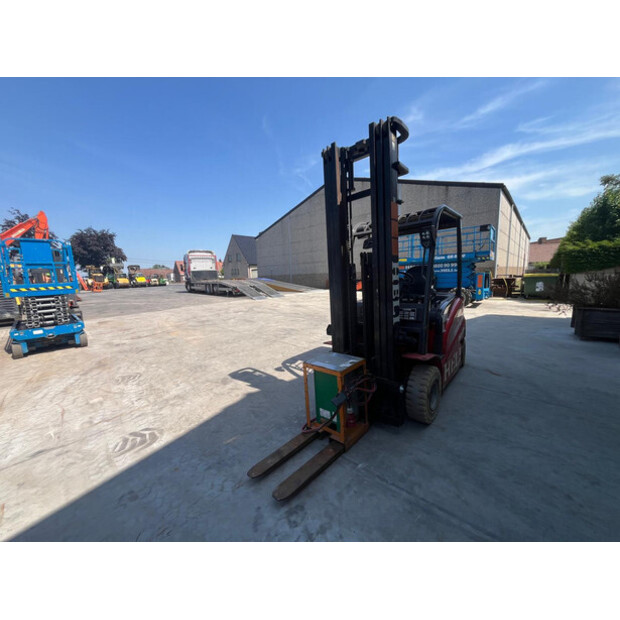 2017 Manitou ME425-80-48263640