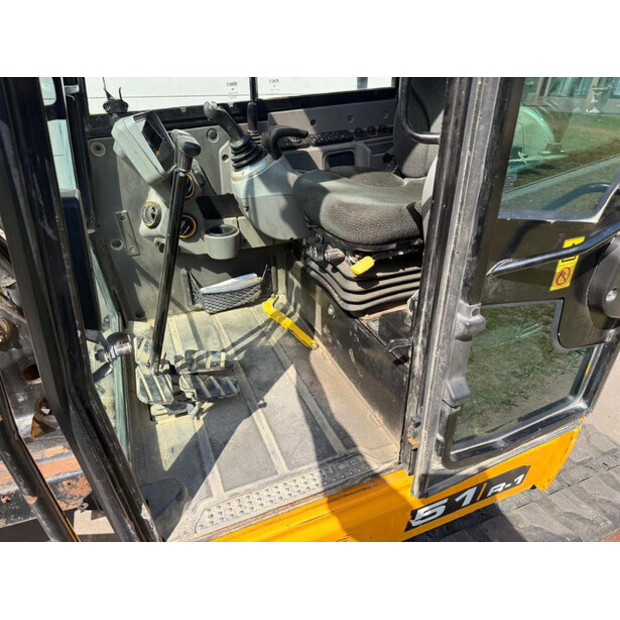 2020 JCB 51R-1-48263811