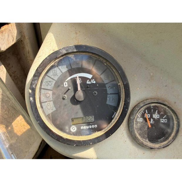 2005 Neuson 75 Z3-48263902
