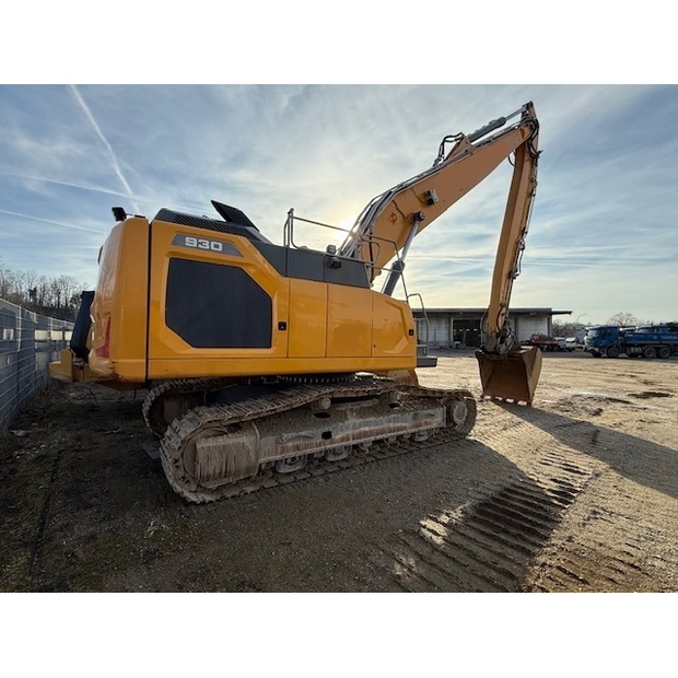 2020 ليبهير R930NLC-48271233