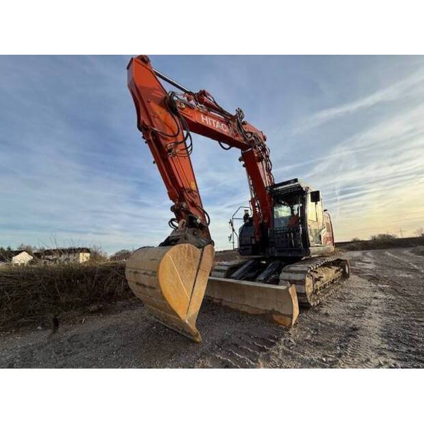 2023 Hitachi ZX250LCN-6-48271264