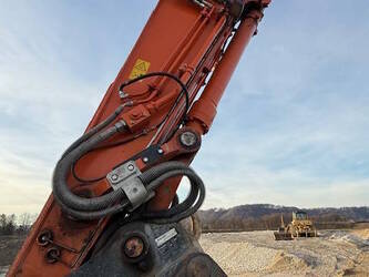 2023-hitachi-zx250lcn-6-48271266