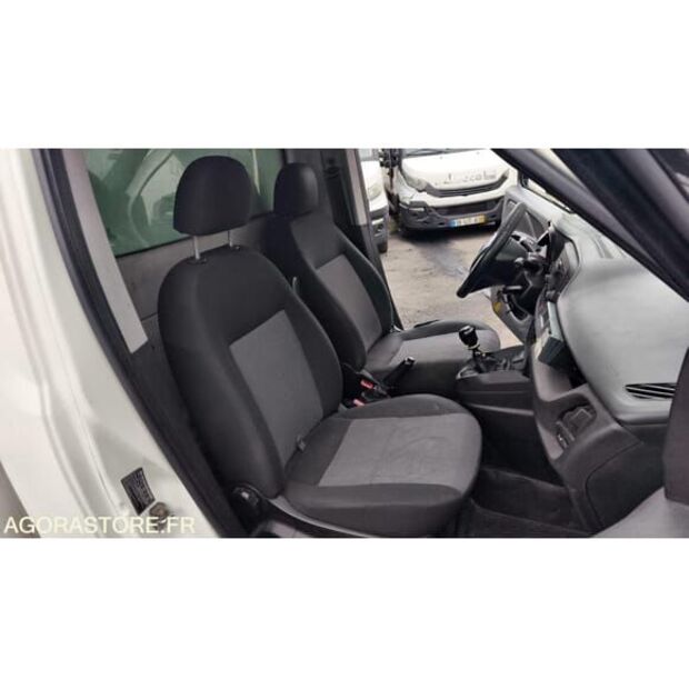 Fiat Doblo-48275871