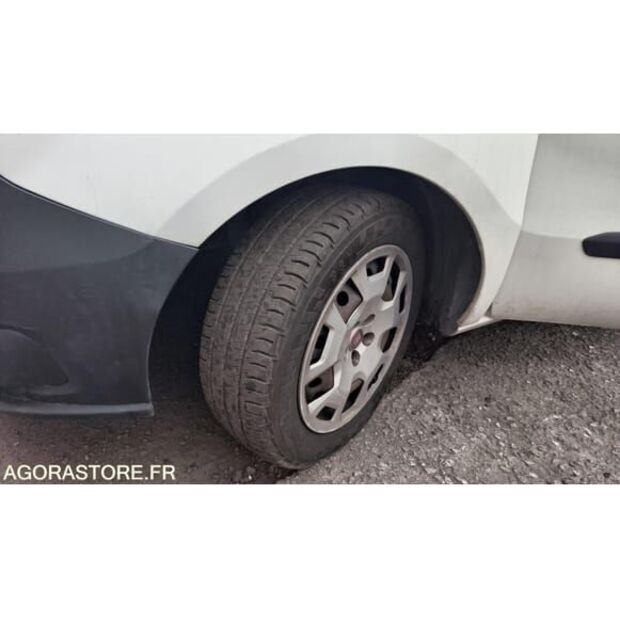 Fiat Doblo-48275890