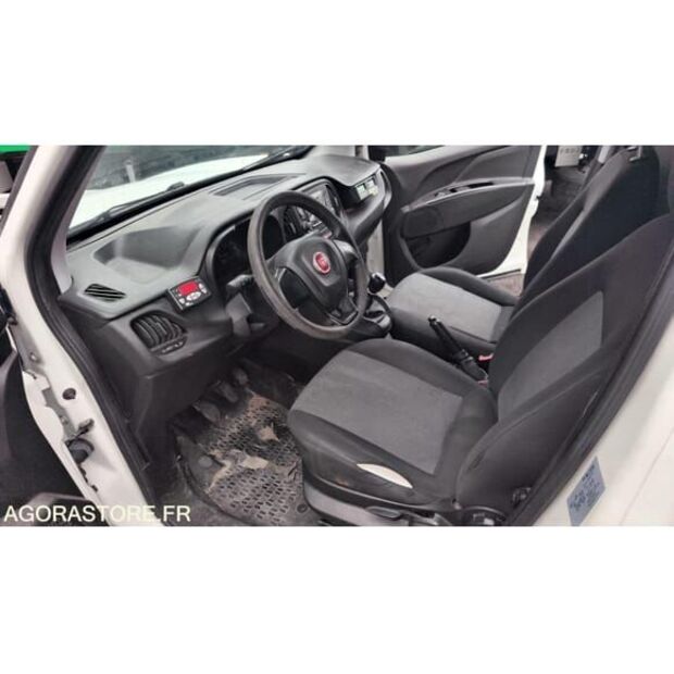 Fiat Doblo-48275906