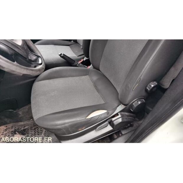 Fiat Doblo-48275907