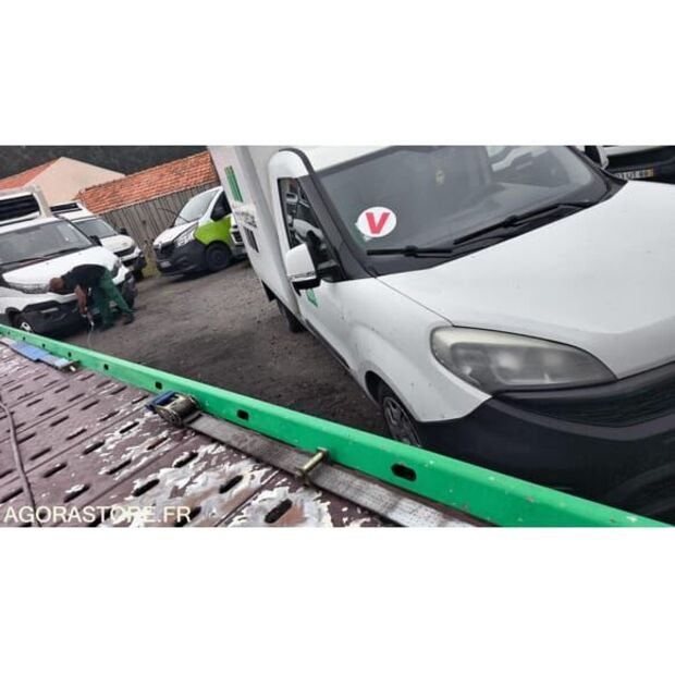 Fiat Doblo-48275926
