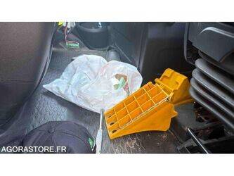 iveco-35-140-48276109