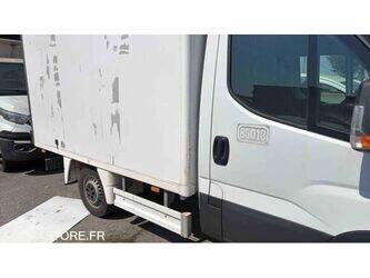 iveco-35-120-48276234