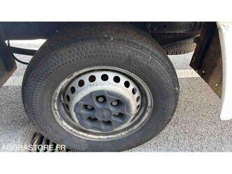 iveco-35-120-48276237