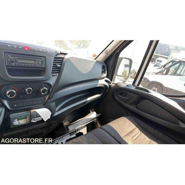 Iveco Daily-48276422