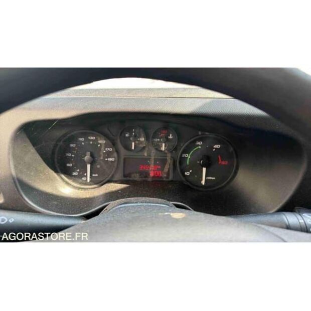Iveco Daily-48276424