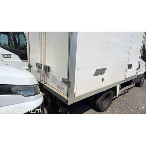 Iveco Daily-48276431