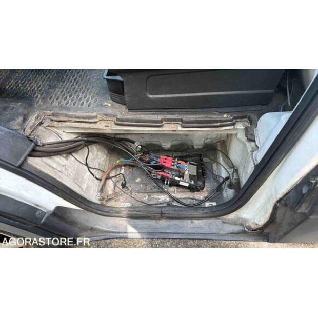 Iveco Daily-48276439