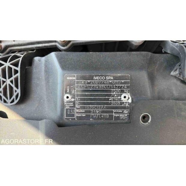 Iveco Daily-48276459