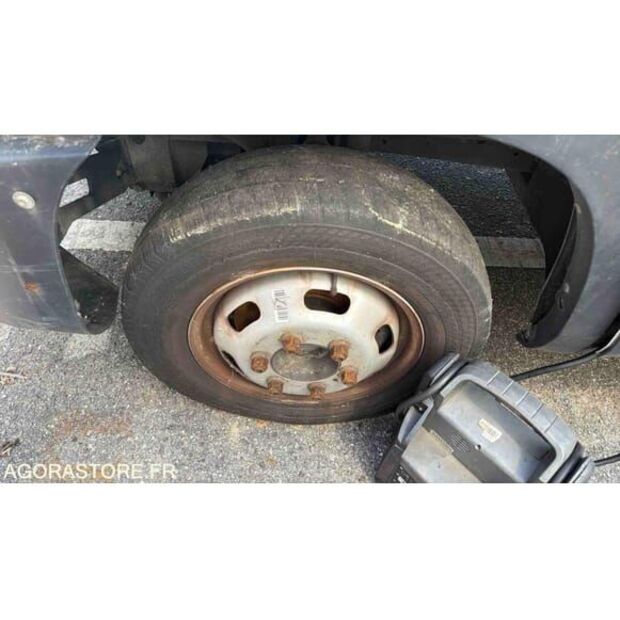 Iveco Daily-48276461