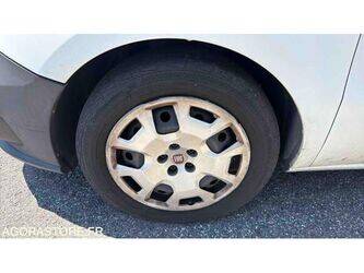 fiat-doblo-1469612-48276521
