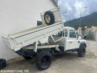 2005-land-rover-defender-1469613-48276578