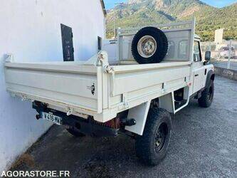 2005-land-rover-defender-1469613-48276581