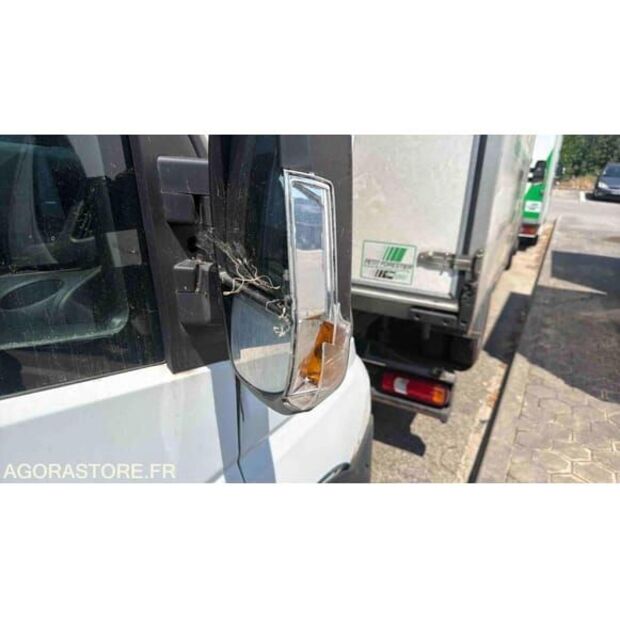 Iveco Daily-48276705