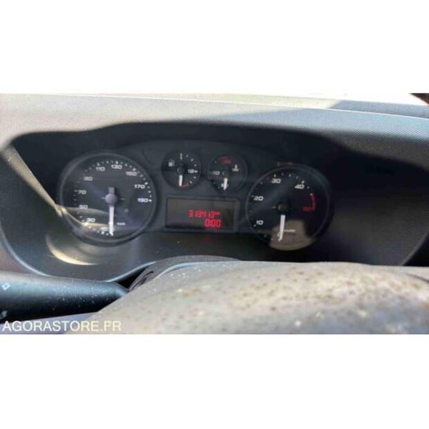 Iveco Daily-48276715