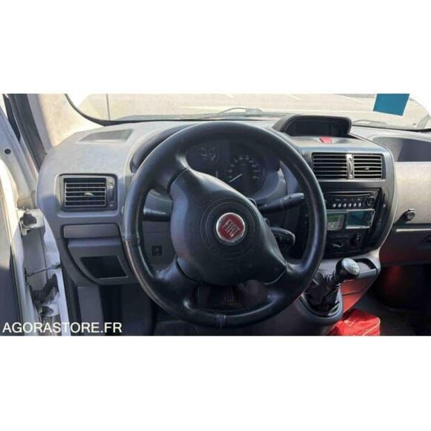 فيات Scudo-48276922