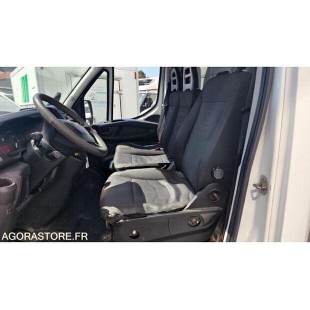 Iveco Daily-48277142