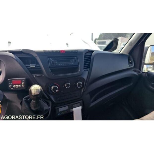 Iveco Daily-48277151