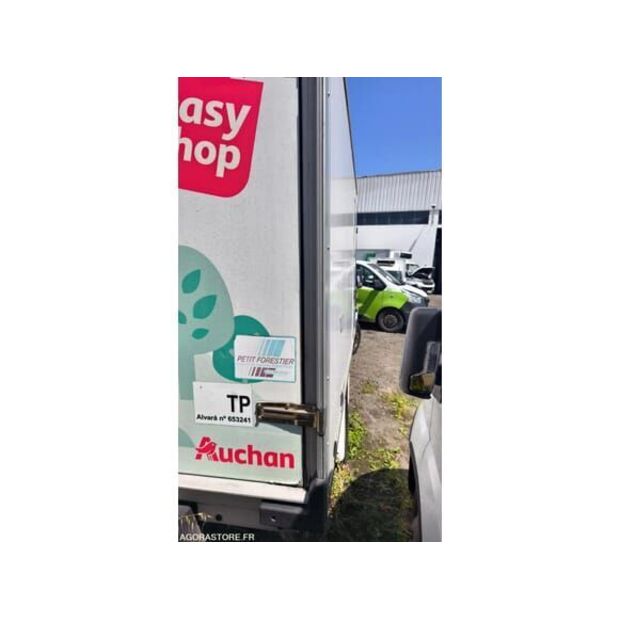 Iveco Daily-48277216