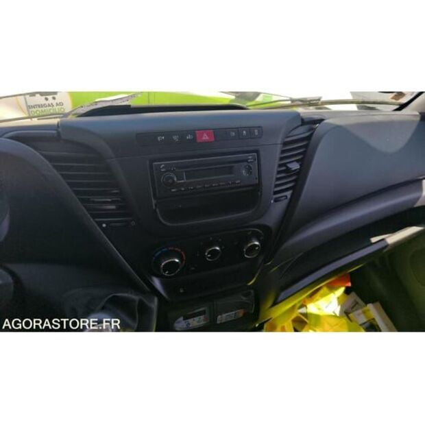 Iveco Daily-48277232