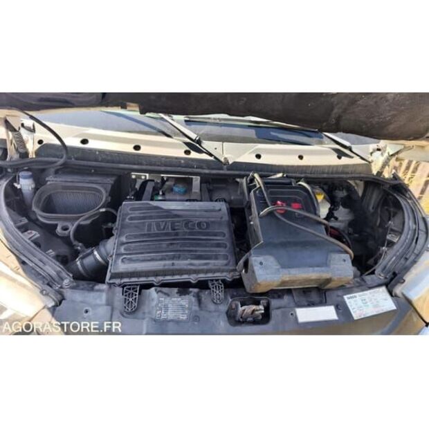 Iveco Daily-48277235