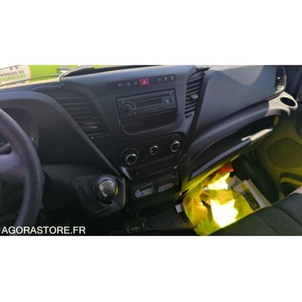 Iveco Daily-48277236