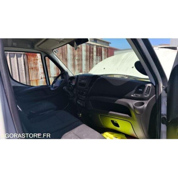 Iveco Daily-48277242