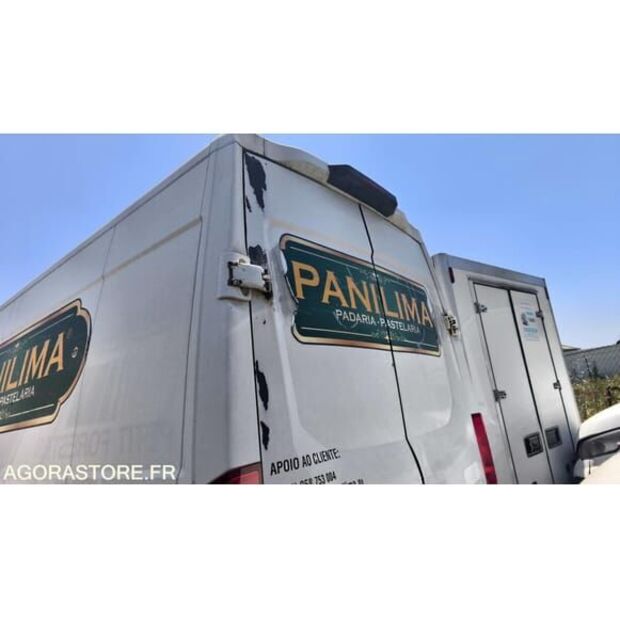 Iveco Daily-48277266