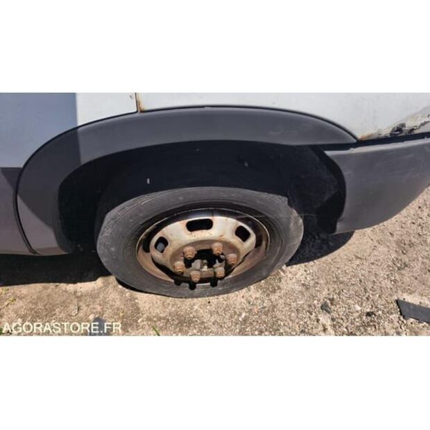 Iveco Daily-48277283
