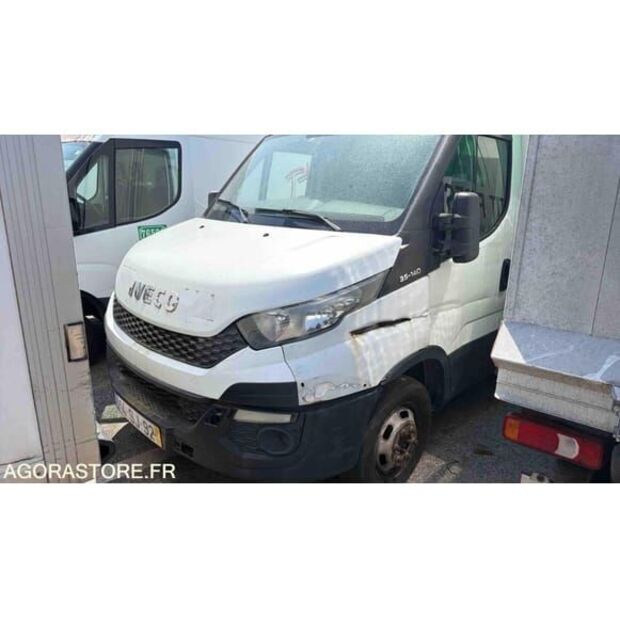 Iveco Daily-48277352