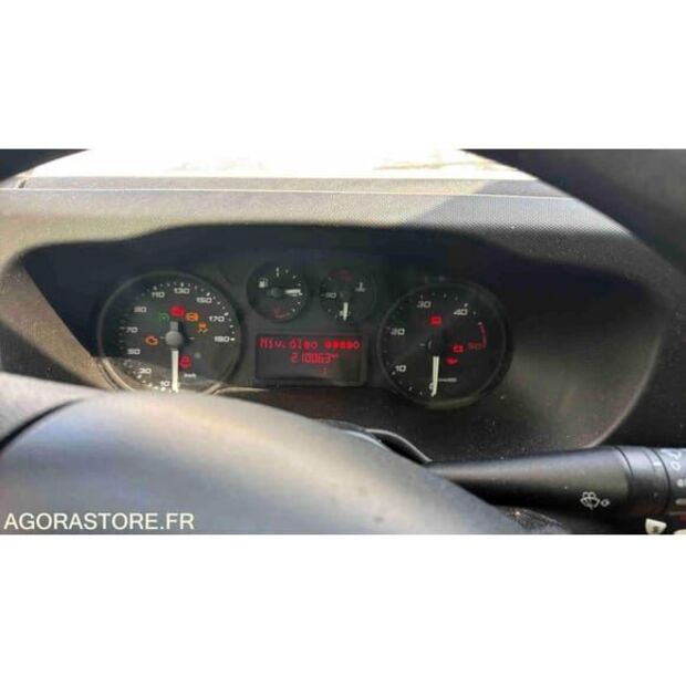 Iveco Daily-48277357