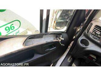 iveco-daily-1469624-48277378