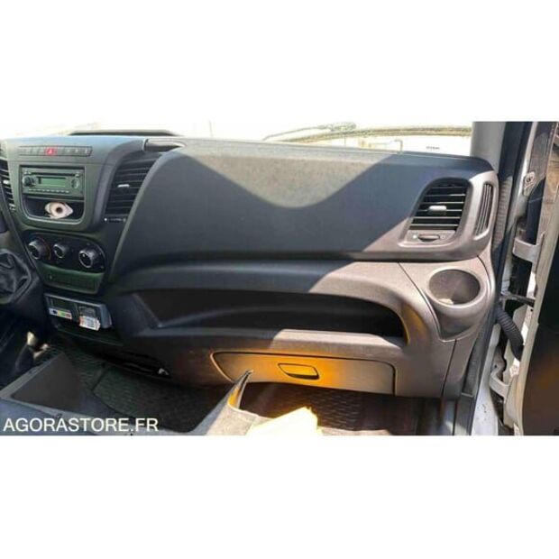 Iveco Daily-48277385